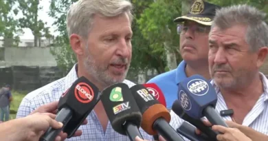 Frigerio habló de la paritaria docente y advirtió por la caída de la recaudación