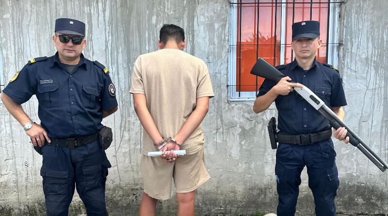 Detuvieron a un sujeto que sustrajo un celular e intentó darse a la fuga