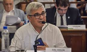 “Nos endeudamos para pagar la deuda que dejó el propio peronismo”, afirmó el senador Rubén Dal Molín