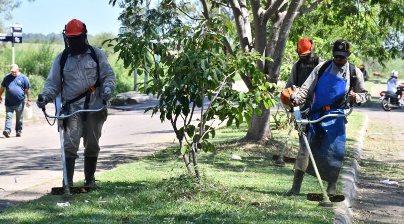 AZCUÉ: “SI TODOS COLABORAMOS PODEMOS TENER UNA CIUDAD MÁS LIMPIA Y ORDENADA”