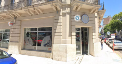 Allanaron a una cajera de una empresa local sospechada de realizar débitos extras a usuarios