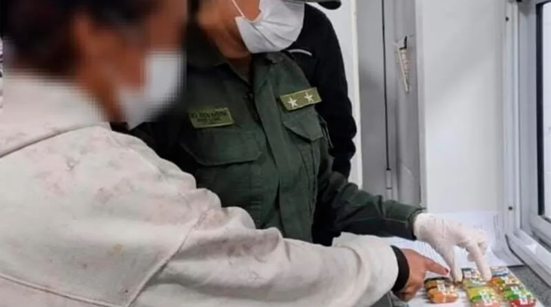 Tucumán: Dijo tener dolores estomacales en un control y había ingerido un kilo de cocaína en cápsulas