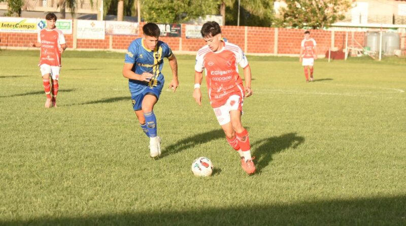 Nebel goleó a Sarmiento en Crespo y acaricia el pase a la final de la Copa Federación
