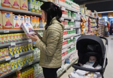 Cuánto se necesitó en febrero para criar un hijo en la Argentina, según el INDEC