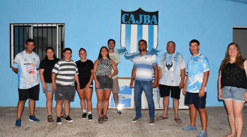 “Es el único club que tenemos en el pueblo y queremos que esté abierto para todos”: la nueva comisión directiva de Alberdi de La Criolla