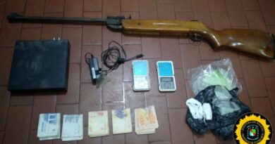 Allanamientos en Concordia: secuestran cocaína, una moto robada y detienen a seis personas