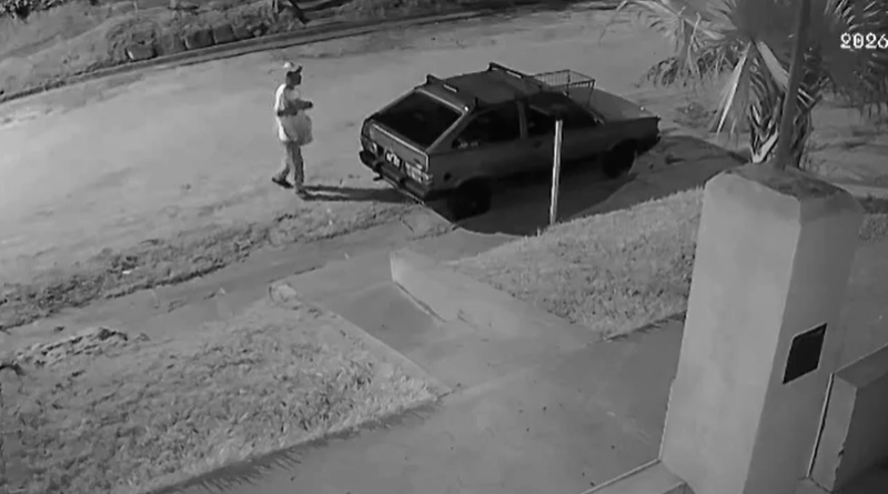 Inseguridad en Concordia: Roban un auto y los delincuentes quedan filmados