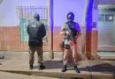 Allanaron por venta de droga la vivienda de una mujer que se había encadenado al municipio