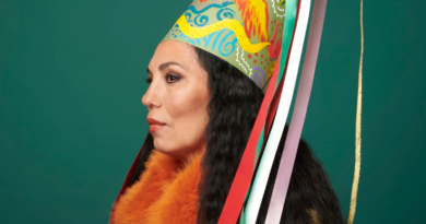 La Charo llega a Concordia presentando “Areté”