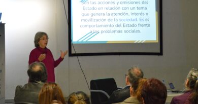 Se analizaron políticas y desafíos en torno al cuidado de las personas mayores