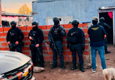 Allanamientos por narcomenudeo: secuestran cocaína, marihuana y detienen a cuatro personas