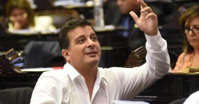 Casaretto encabezará una charla abierta en la ciudad de Concordia y analizará la situación del país