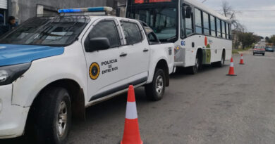 Fue detenido luego de exhibir sus genitales ante una pasajera en un colectivo
