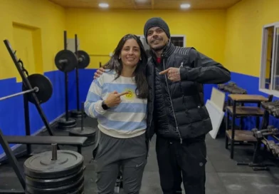 Una profesora de educación física donó todo su gimnasio a un club de la ciudad