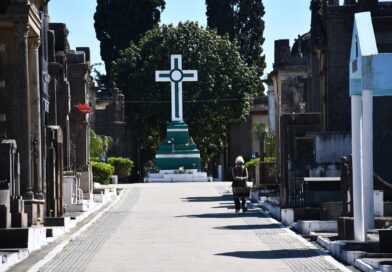 MISA POR EL DÍA DEL PADRE EN EL CEMENTERIO NUEVO