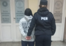 Detienen a una joven vendiendo cocaína en plena vía pública durante un operativo en Villa Busti de Concordia