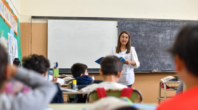 Entre Ríos mejoró por encima del promedio nacional los resultados de Aprender 2025