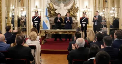 Diego Santilli juró como nuevo Jefe de Gabinete: estuvieron gobernadores y Adorni