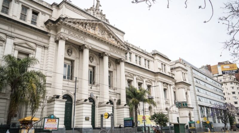 La carrera corta de la UBA de 13 materias y con rápida salida laboral: de qué se trata y cuándo inscribirse