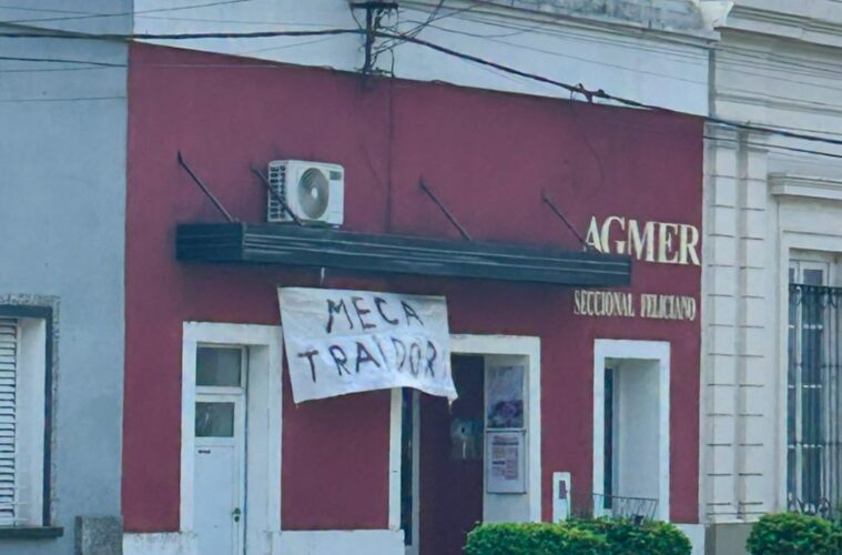 “Meca” Domínguez cruzó a AGMER tras el escrache: “Cuando estaban adentro no gritaban, y ahora que están afuera, gritan”