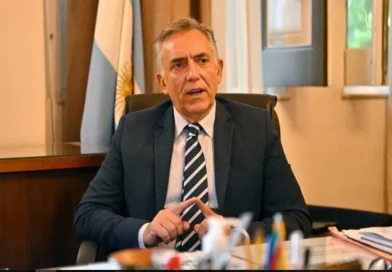 Rodríguez Signes confirmó que Teknofood deberá entregar alimentos sin octógonos