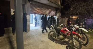 Concordia: una denuncia por amenazas terminó con secuestro de una moto, droga, cartuchería y un detenido