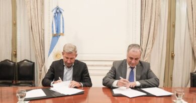 Entre Ríos firmó un acuerdo histórico con la Nación: ANSES transferirá 120.000 millones para compensar parte del déficit previsional