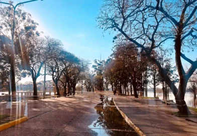 La creciente del río Uruguay obligó a cortar el tránsito en distintos sectores de la costanera