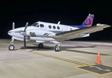 Trasladaron desde el aeropuerto de Concordia hacia Buenos Aires a un joven accidentado