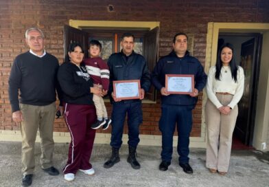 Reconocieron a dos policías de Puerto Yeruá que salvaron la vida de un niño durante un temporal