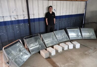 Entregaron reflectores para mejorar la iluminación de la cancha del Club S.C. y Deportivo Nueva Escocia