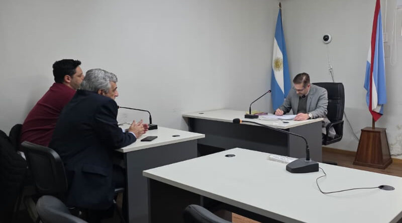 El kinesiólogo acusado de falsificar firmas evitó el juicio y deberá donar 50 kilos de leche