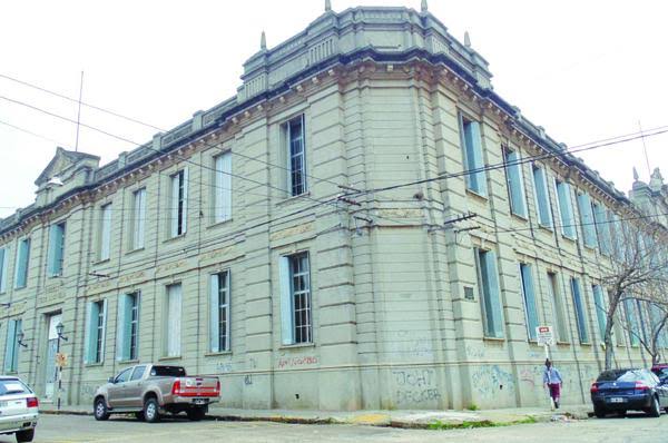 Investigan un presunto abuso sexual entre alumnos dentro de una escuela de Concordia