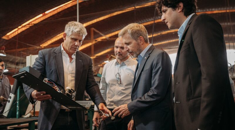 Frigerio visitó Longvie, una empresa con 108 años que continúa invirtiendo en Entre Ríos