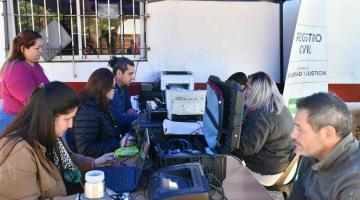 COMENZÓ LA ATENCIÓN DEL REGISTRO CIVIL MÓVIL EN CONCORDIA