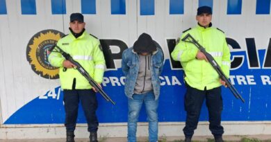 Cayó en el sur de Entre Ríos un uruguayo buscado por Interpol: llevaba dos armas con numeración borrada, cocaína y miles de dólares