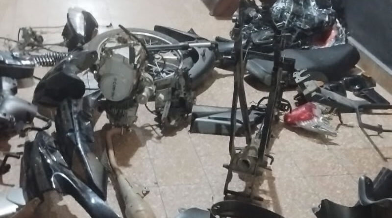 Robaron una moto en pleno centro y la Policía la encontró desarmada pocas horas después