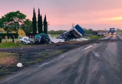 Un camionero de la región protagonizó un choque frontal que dejó tres muertos en Entre Ríos