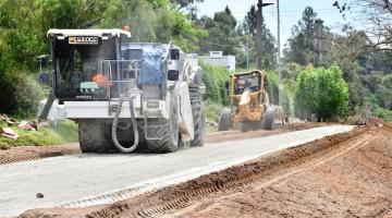 EL PLAN DE INFRAESTRUCTURA Y DESARROLLO AVANZA CON LAS OBRAS DE PAVIMENTACIÓN EN CALLE SAN JUAN